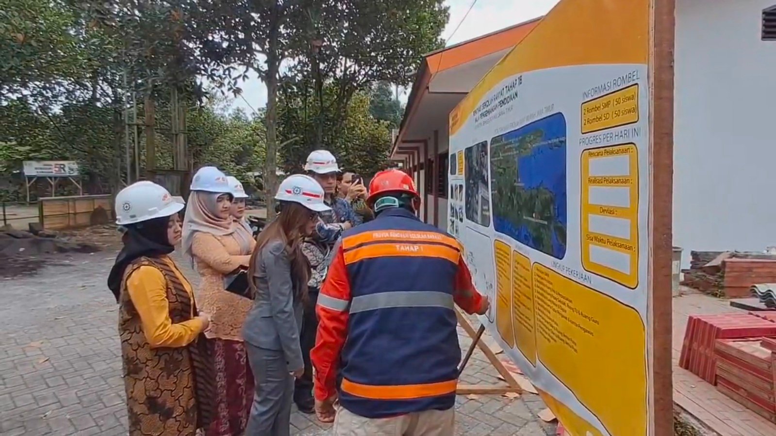 Puluhan Siswa Sekolah Rakyat di Jember Mundur Dikarenakan Gedung Belum Selesai