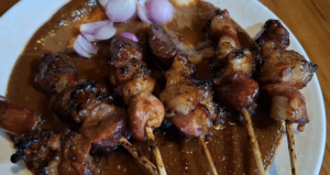 Sate Kambing Gulai Kacang Hijau, Pilihan Nikmat di Musim Dingin Jember