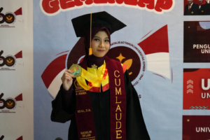 Dari Keterbatasan Menuju Prestasi, Rena Buktikan Ketekunan dan Cinta Keluarga Bisa Taklukkan Segalanya