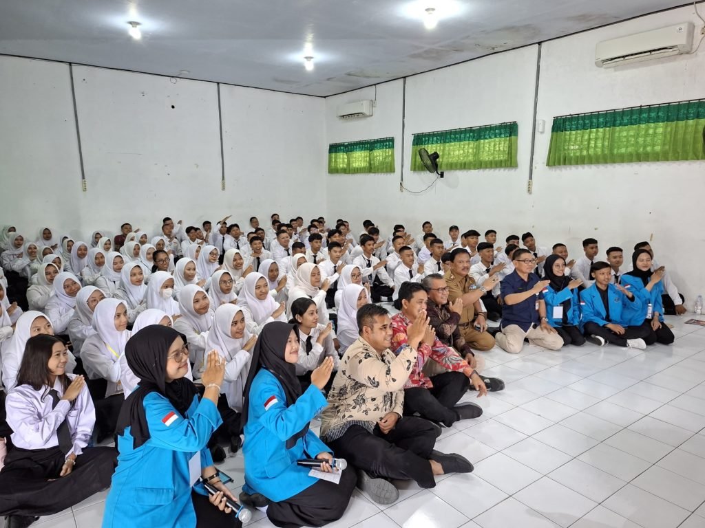 Bupati Nganjuk Motivasi Mahasiswa Baru Polije PSDKU Nganjuk dalam Kegiatan Pra PKKMB