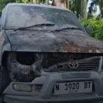 Mobil Kijang Terbakar di Jalan Gajah Mada Jember, Sempat Terdengar Ledakan