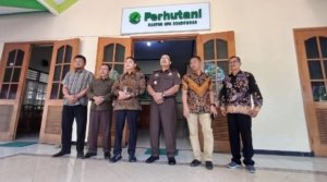 94,9 Hektar Lahan Perhutani Resmi Dikelola Petani: Solusi Hukum, Dampak Ekonomi Nyata