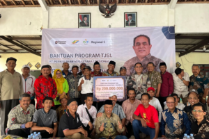 PTPN I Regional 5 Bangun Saluran Irigasi Rp200 Juta untuk Petani Blitar