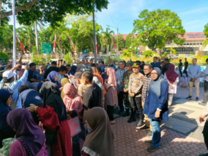 BULOG Bondowoso Komitmen Stabilkan Harga: 161 Ton Beras SPHP untuk Rakyat di Bondowoso