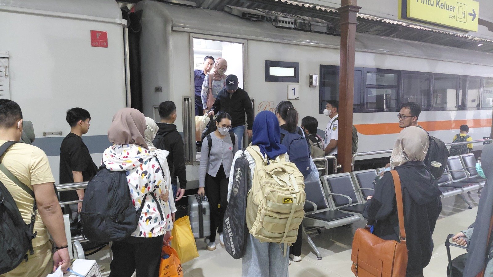 KAI Hadirkan Diskon Tiket Kereta Api Sambut Jember Fashion Carnaval 2025