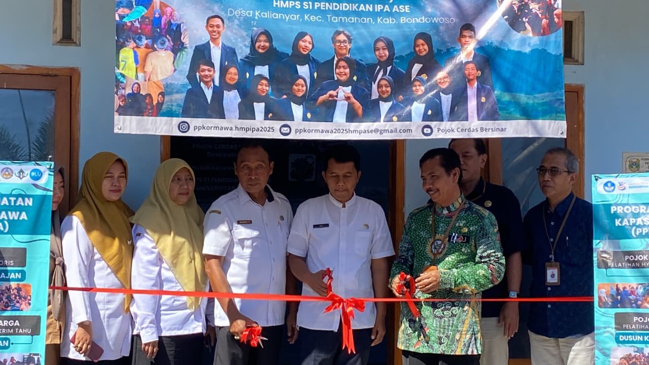 Tim Ormawa HMPS IPA ASE UNEJ Bawa UMKM Lokal Masuk Era Digital