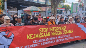 Ratusan Warga Gelar Aksi Jember Against Corruption, Tuntut DPRD dan Kejaksaan Transparan