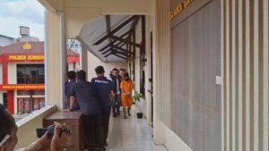 Polisi Tangkap Dua Pengedar Uang Palsu di Jember, Puluhan Juta Rupiah Disita