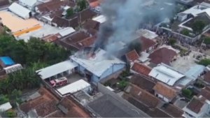 Gudang Mebel di Balung Jember Terbakar, Diduga Akibat Korsleting Listrik