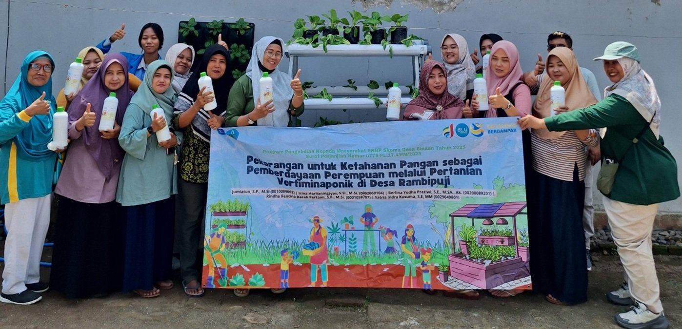 Dosen Polije Latih Perempuan Rambipuji Olah Limbah Rumah Tangga Jadi Pupuk Organik Cair