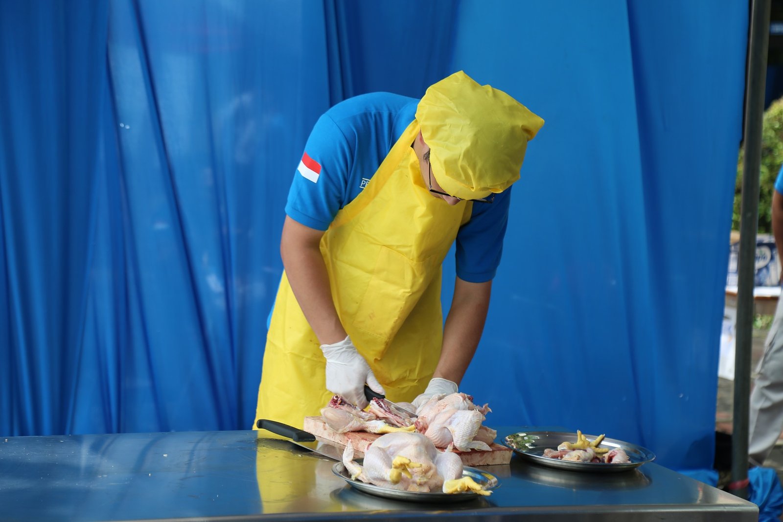 Peserta Asal Tiongkok Meriahkan Lomba Teknik Proses Karkas Ayam AITeC 7