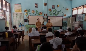 Siswa SDN Gebang 1 Jember Gelar Doa untuk Korban Bus Maut Bromo