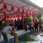 Polije dan Dinas PMD Jember Latih Peternak Desa Suci Olah Pakan Silase dan Pupuk Organik