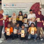 Dosen Polije Latih Petani Klungkung Olah Limbah Kopi, Perkuat Branding Kopi Lokal