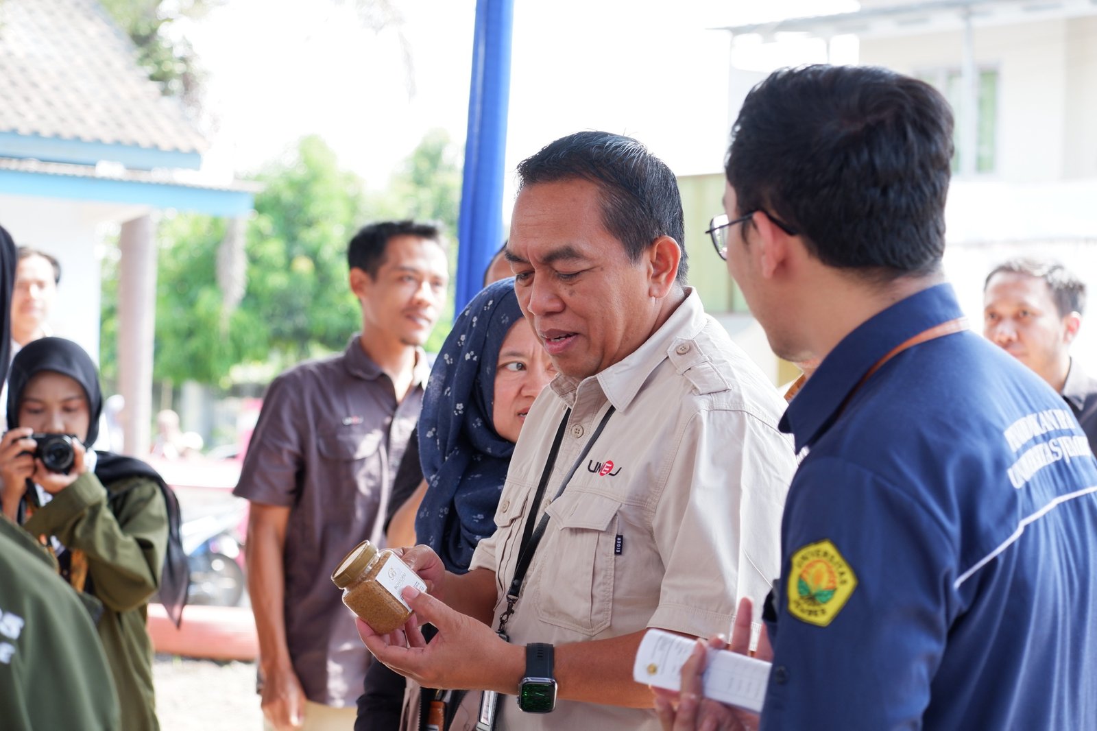 PPK Ormawa HMPS IPA ASE UNEJ Luncurkan Pojok Cerdas Bersinar di Bondowoso