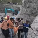 Tim SAR Polres Magetan Evakuasi Korban Longsor Tambang