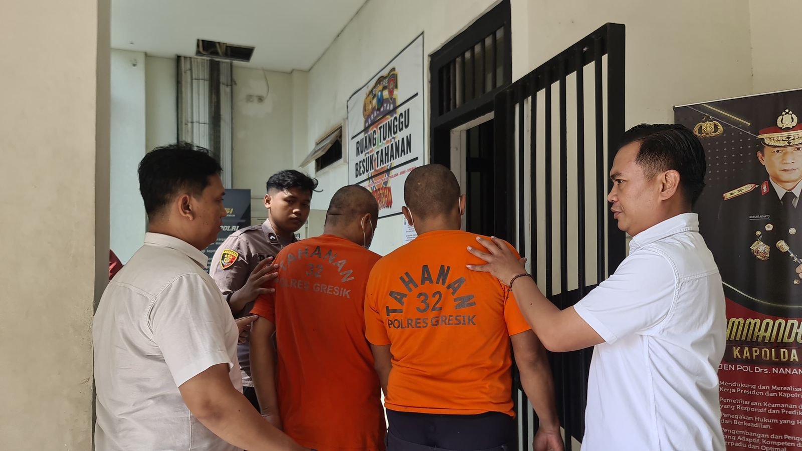 Polres Gresik Bekuk Dua Pengedar, Sita 84 Gram Sabu