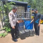 Polisi Sulap Mobil Patroli Jadi Armada Air Bersih