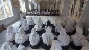 Ratusan Siswa SMP 11 Jember Gelar Doa Bersama untuk Kedamaian NKRI