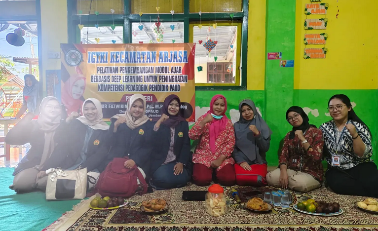 UNEJ dan IGTKI Arjasa Gelar Pelatihan Modul Ajar PAUD Berbasis Deep Learning