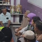 Khofifah Kunjungi Keluarga Korban Bus Maut Jember