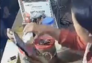 Pencuri Rokok di Jember Gunakan Modus Isi Wafer