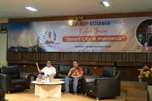 FISIP UNEJ Gelar Kuliah Umum Smart City