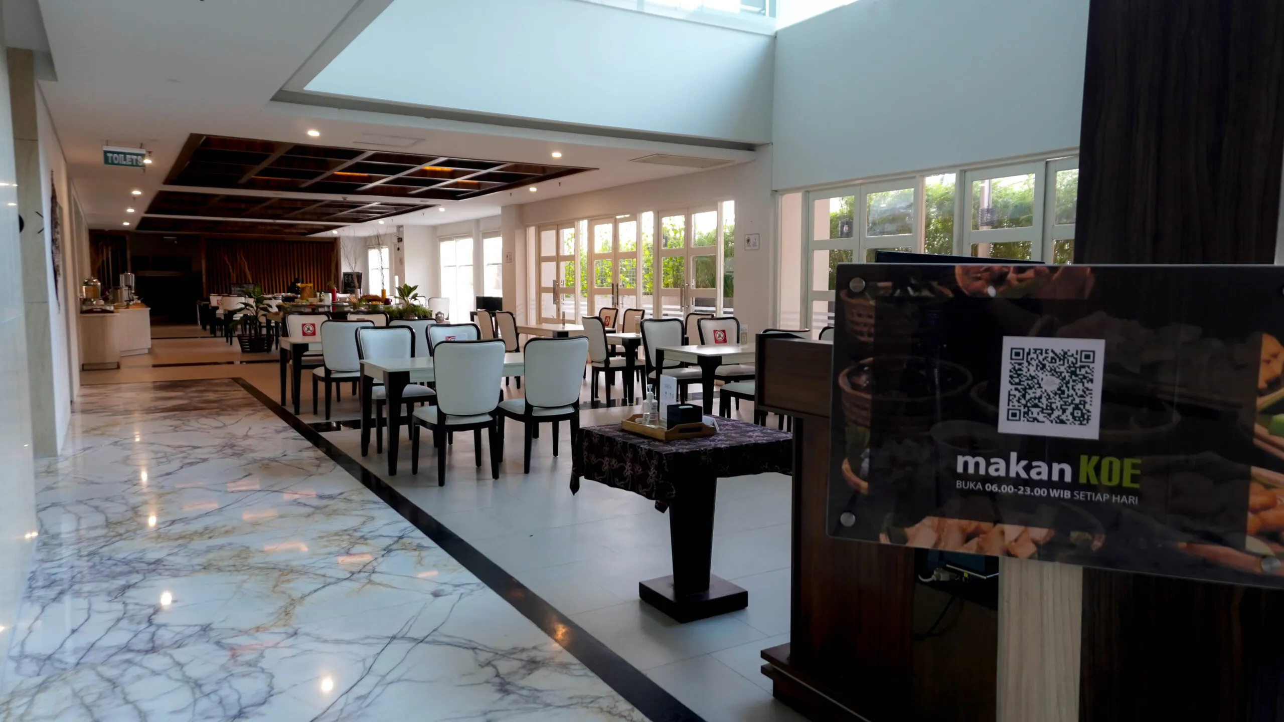 Java Lotus Hotel Jember Raih Sertifikat Halal Pertama