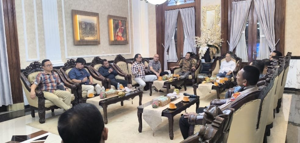 Pelatihan dan Perlindungan Buruh Tani, Dua Jurus Jitu Bondowoso Bangun Ekonomi