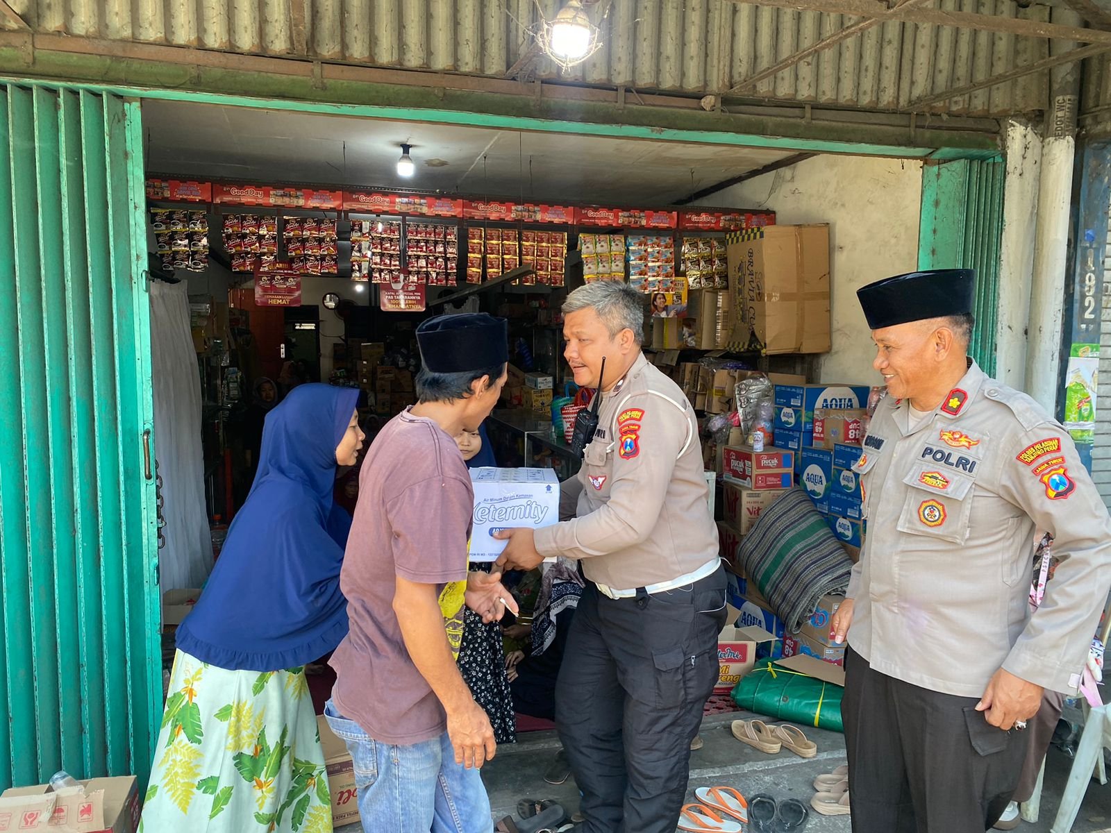 Polres Tanjungperak Turut Berduka untuk Dua Santri Al Khoziny