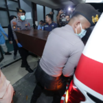 Polda Jatim Serahkan Tiga Jenazah Santri Korban Ponpes Al Khoziny