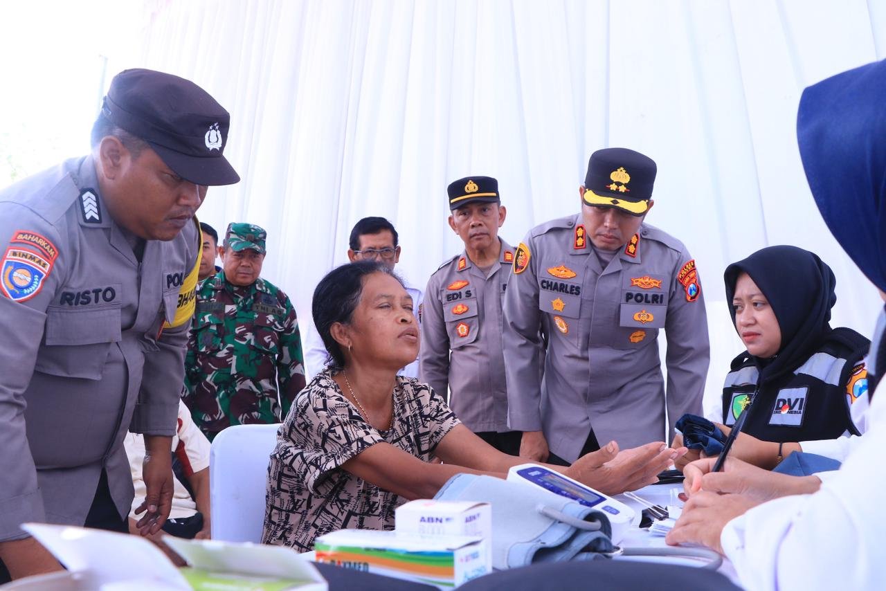 Polres Ngawi Gelar Bakti Kesehatan Gratis di Padas