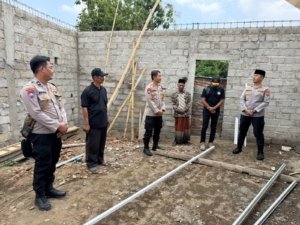 Polres Kediri Salurkan Bantuan Material Pembangunan Masjid Al-Huda