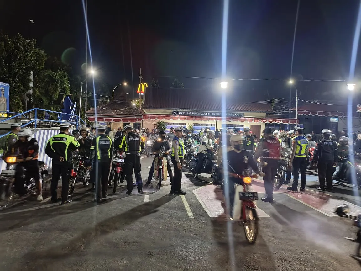 Polres Kediri Kota Tindak Ranmor Tak Sesuai Spektek