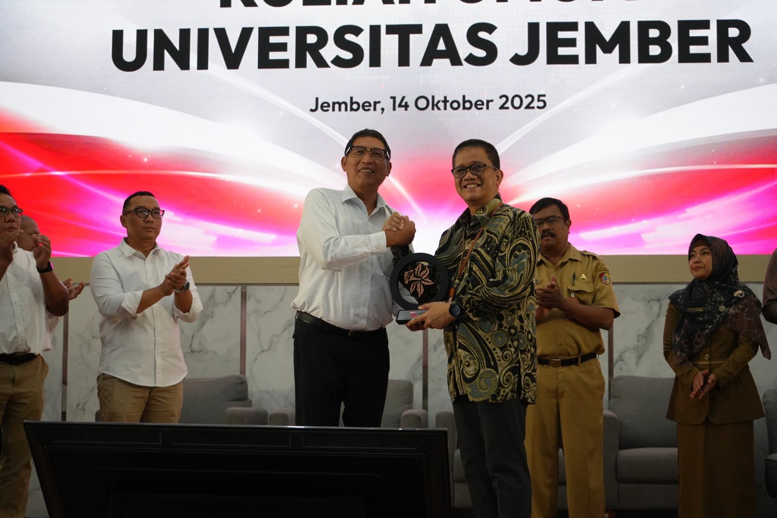 OJK Gandeng Universitas Jember Perkuat Literasi Pasar Modal 2025