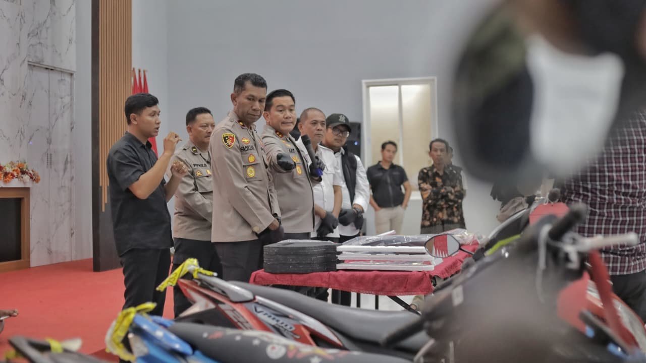 Polres Blitar Bekuk Begal Sadis Beraksi di 18 TKP