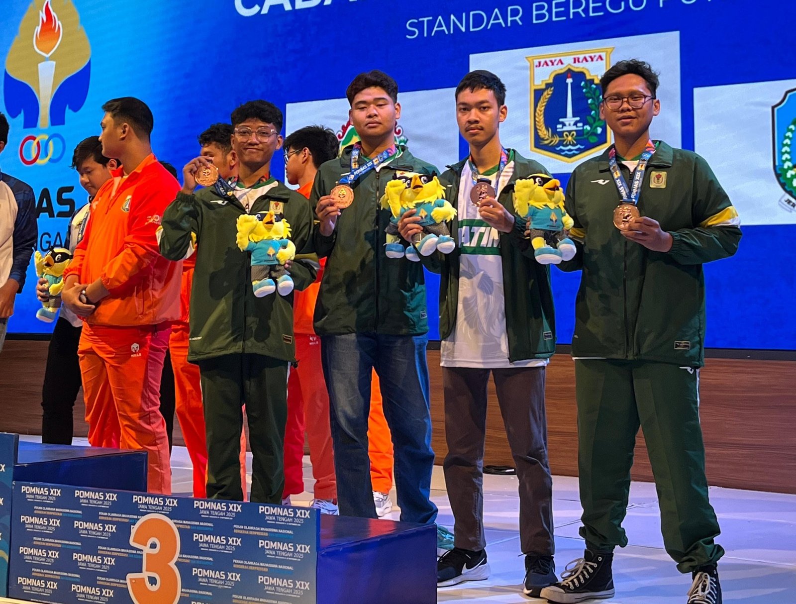 Duet Mahasiswa UNEJ Raih Tiga Medali Catur di POMNAS XIX