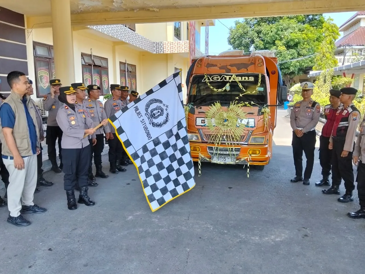 Polres Situbondo Kirim 20 Ton Jagung ke Bulog, Jaga Stabilitas Harga Petani