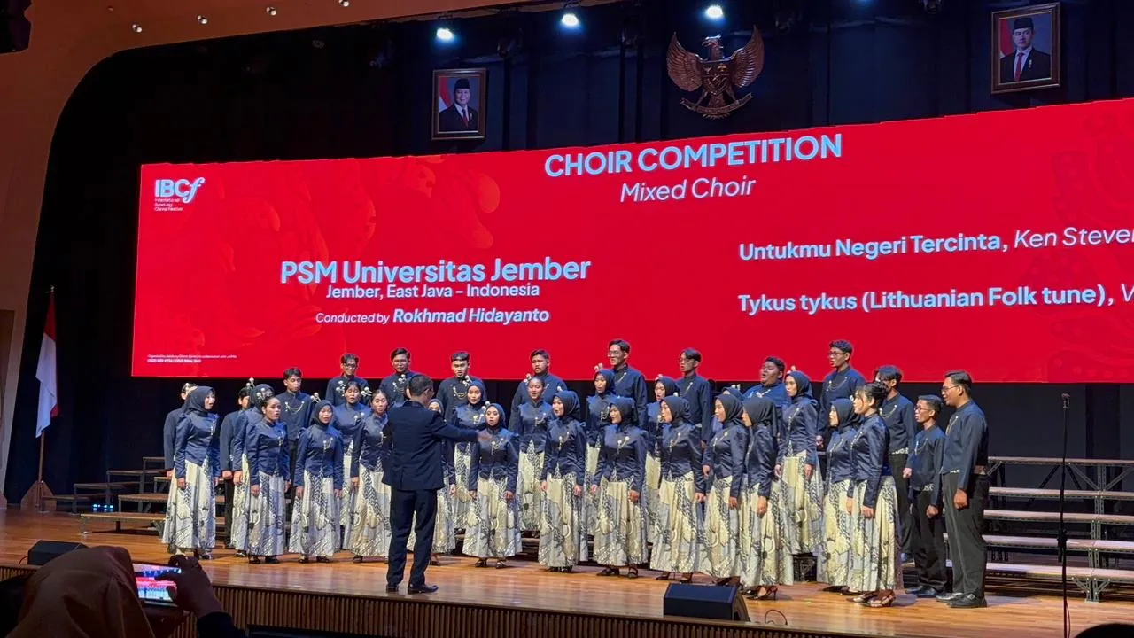 PSM UNEJ Raih Medali Emas di Festival Paduan Suara Internasional