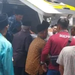 Polres Gresik Antar Jenazah Pahlawan Devisa dengan Ambulans Gratis
