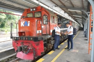 KAI Daop 9 Hadirkan KA Mutiara Timur Tambahan Sambut Gandrung Sewu