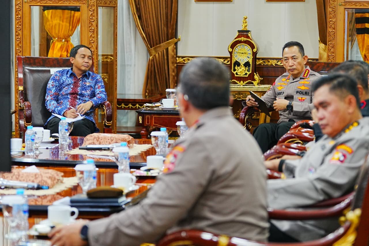 Kapolri Bersinergi Menhut Optimalkan Penanganan Kebakaran Hutan Lahan