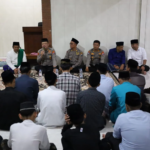 Polres Tulungagung Salurkan 15 Ton Beras ke 60 Ponpes Peringati Hari Santri