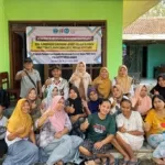 Polije Berdayakan Masyarakat Sumberwaru Lewat Budidaya Maggot dan Bon Cabai