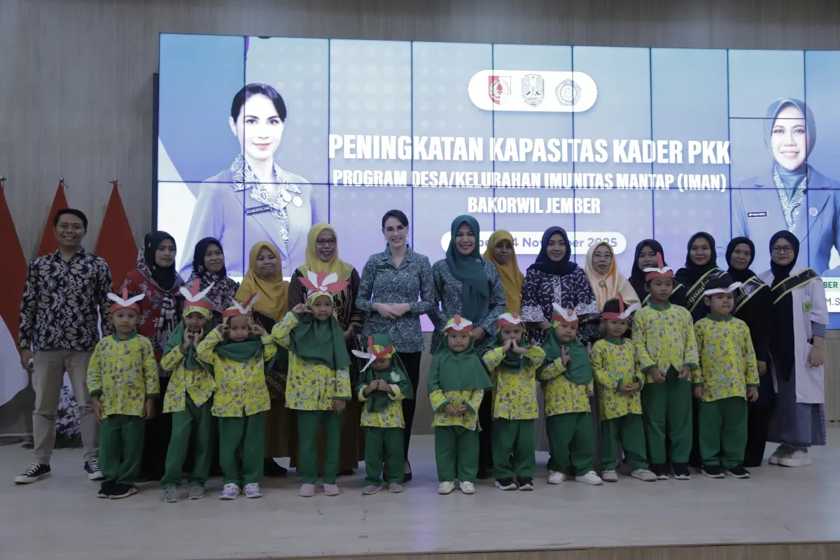 PKK Jember Bakorwil Perkuat Kader Lawan Isu Kepercayaan Imunisasi