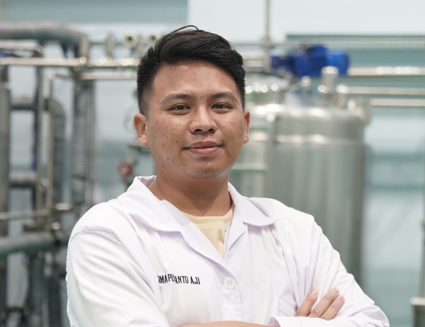 Hutama Puranto Aji Mengolah Ilmu, Meracik Inovasi, dan Menginspirasi dari Dunia Susu ke Dunia Akademik