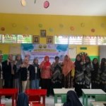 PG PAUD UNEJ Beri Edukasi Pola Asuh Kritis Positif