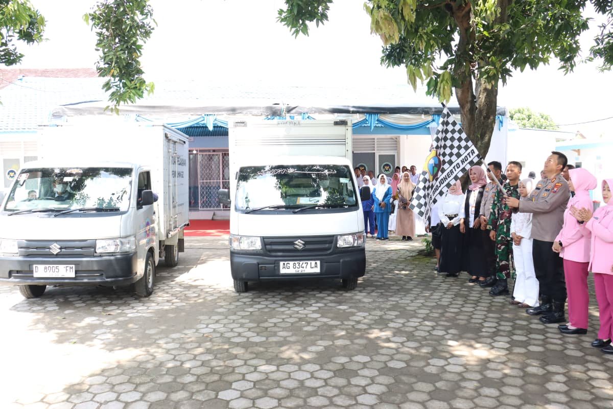 Kapolres Mojokerto Kota Resmikan SPPG Dukung Penuh Program Makan Bergizi Gratis