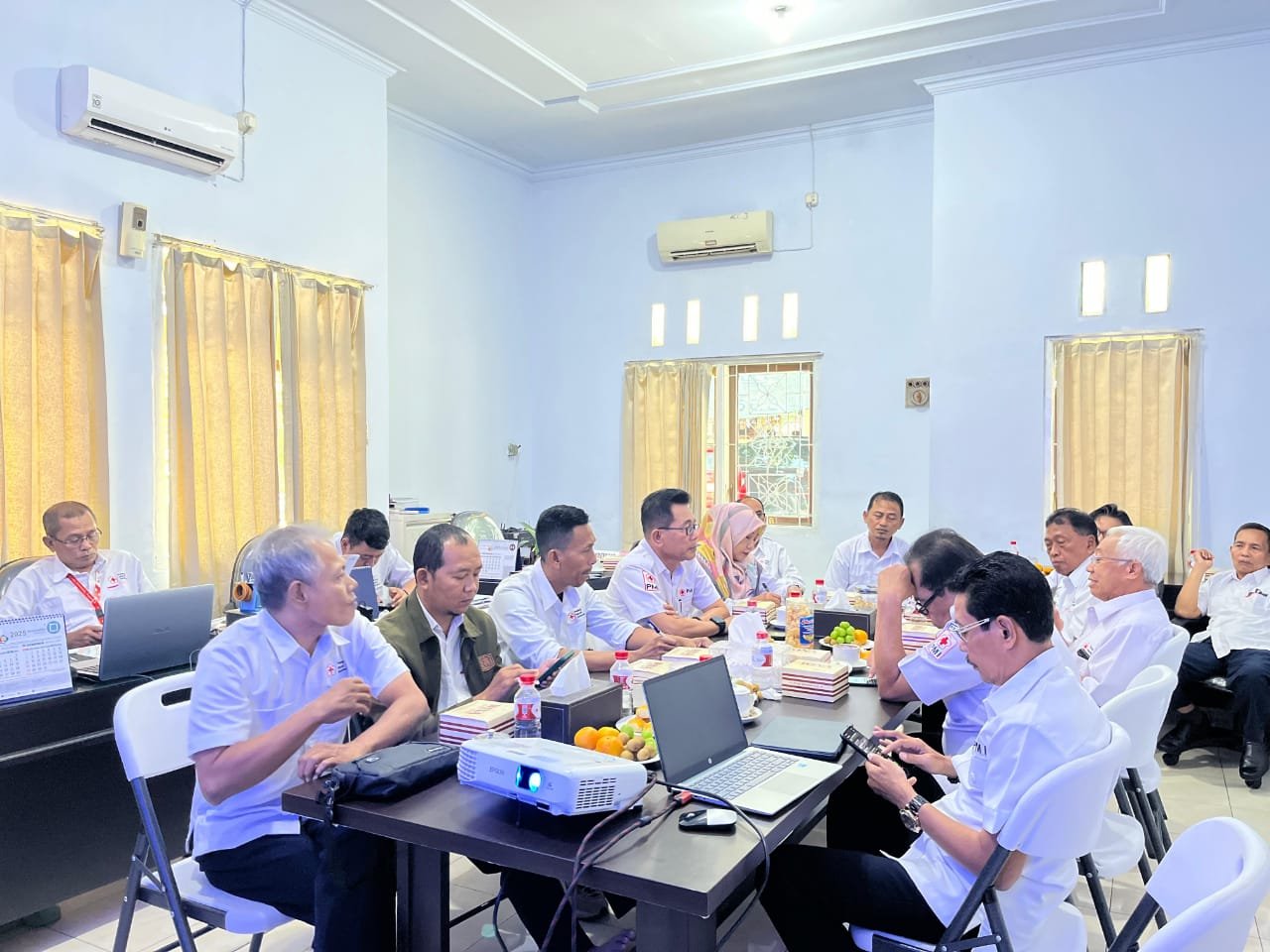 PMI Jatim Minta PMI Jember Aktifkan Klinik Pratama dan Ambulans Gratis