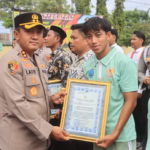 Kapolres Probolinggo Beri Penghargaan Atlet Arung Jeram Lawan Begal